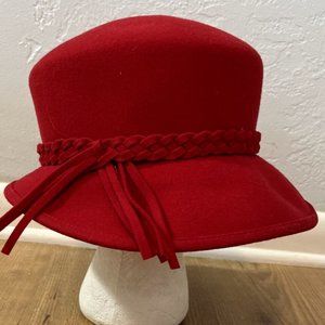 Sequoia Springs Wool Felt Cloche Race Day Hat Red Braided Womens One Size NEW